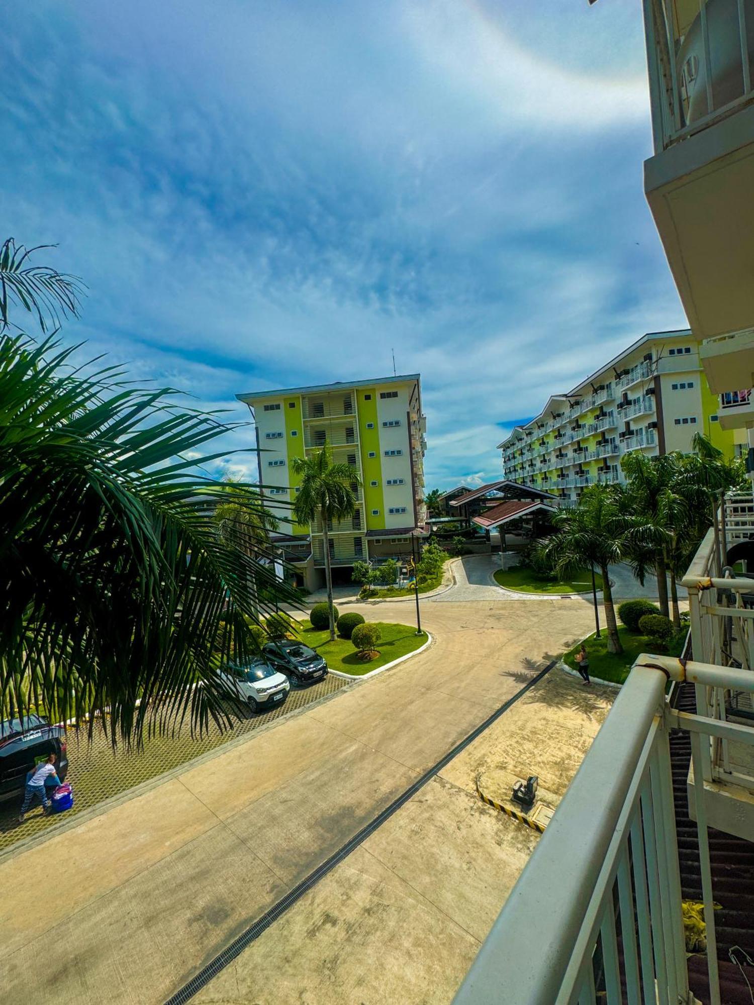 Ania Rooms@Amani Grand Residences Near Airport Isla de Mactán Exterior foto
